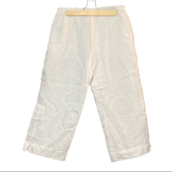 Liz Claiborne 100% white linen capri pants - Picture 2 of 4